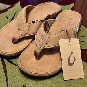 OLUKAI Tauhine Men's Beach Sandals Sz10 NWT